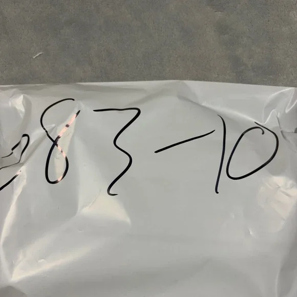 American Eagle Women Size 6 W29 Distress Denim Shorts Light Wash Comfort Stretch - Picture 6 of 6